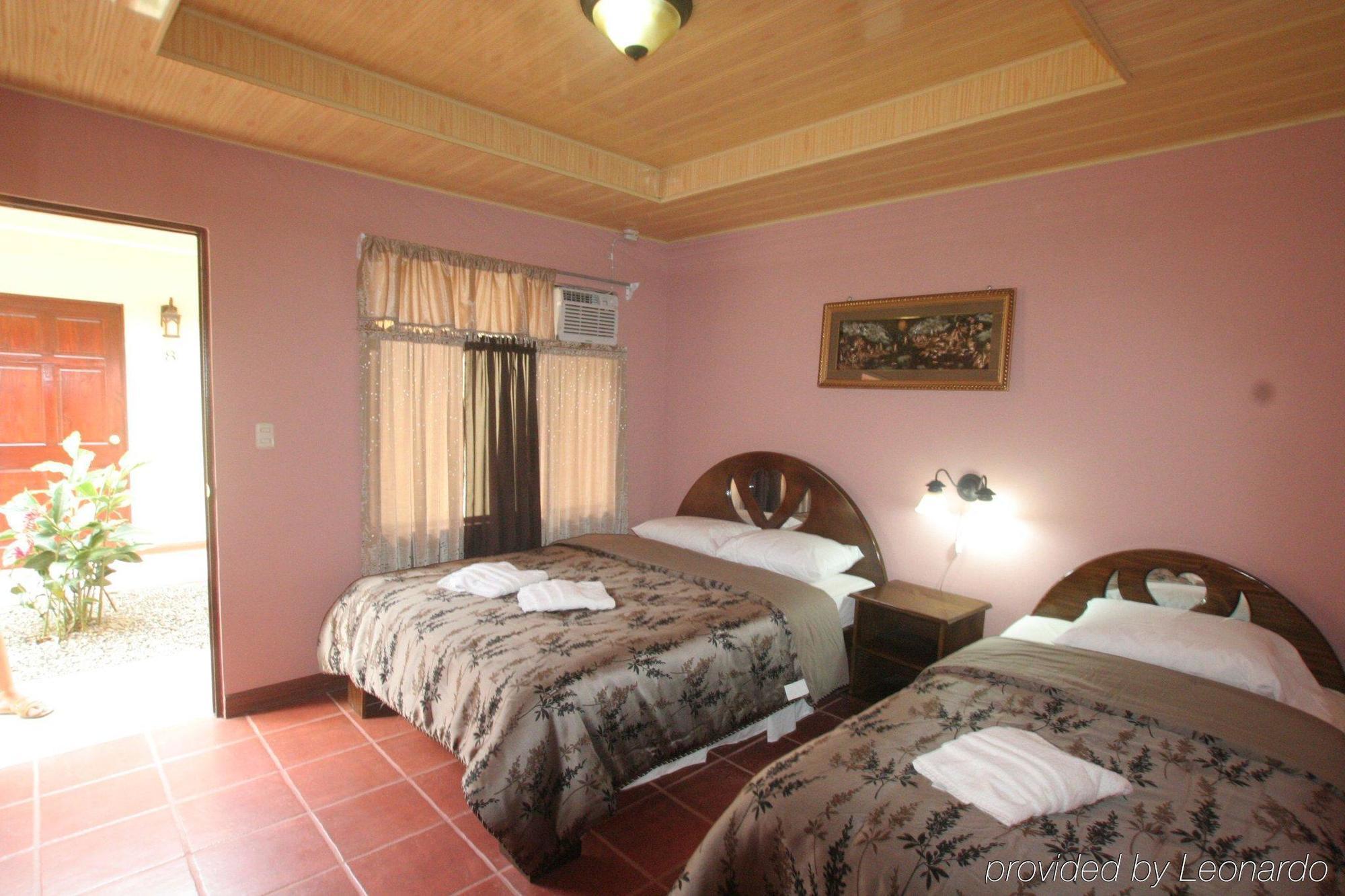Hotel Lavas Del Arenal La Fortuna Стая снимка